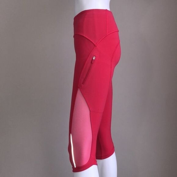 Lululemon Sun Runner Crop in Fuchsia Pink - 2 - Picture 6 of 11
